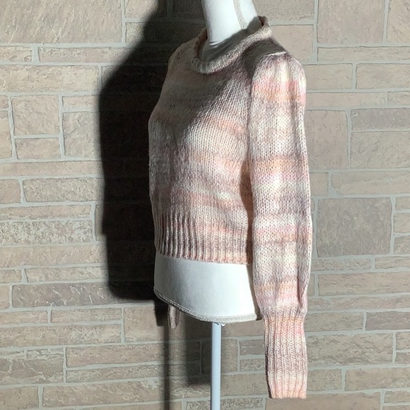 Wild fable NEW - crop balloon sleeve knit hole sweater - rose and tan colored - Picture 2 of 6